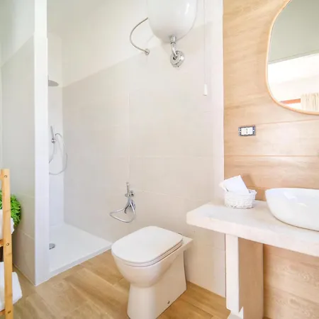 Gorgeous In Ciotta With House Sea View Holiday home *