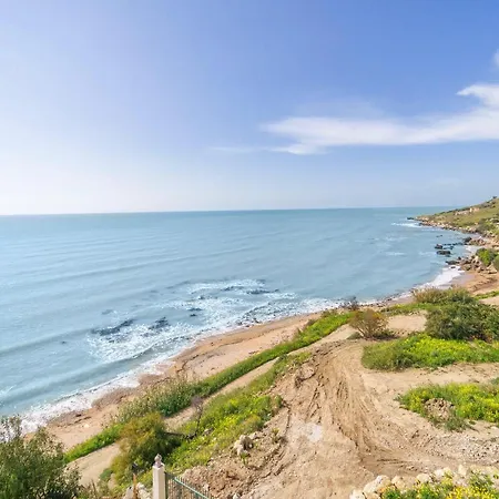 Holiday home Gorgeous In Ciotta With House Sea View Torre di Gaffe